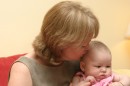 20040731 - Grandma and Syd (6) * 1200 x 800 * (108KB)
